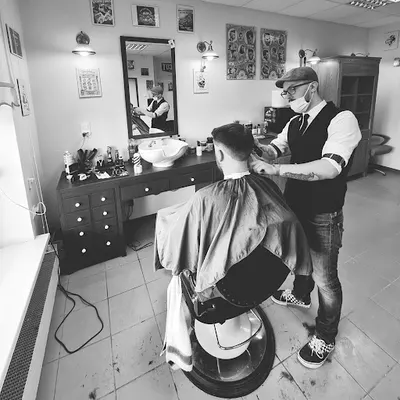 Szarmant Barber Shop, Fryzjer męski